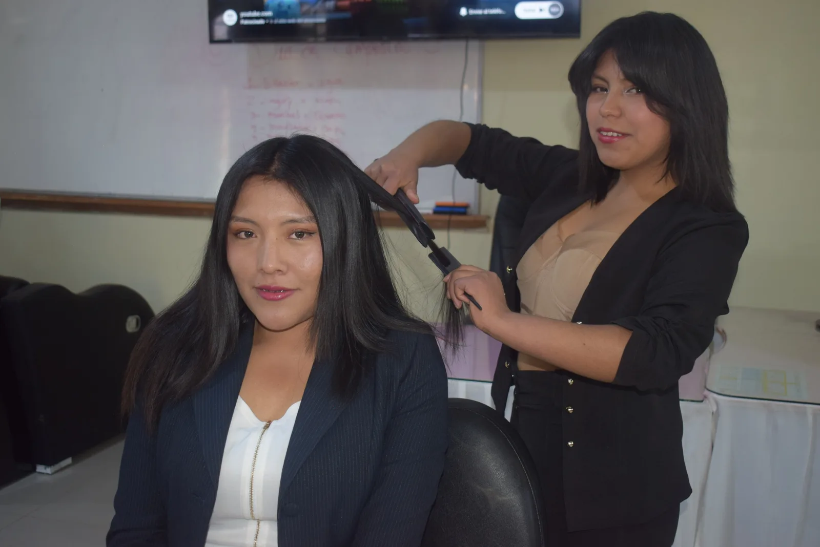Barbería y Peluquería — Taller foto 4